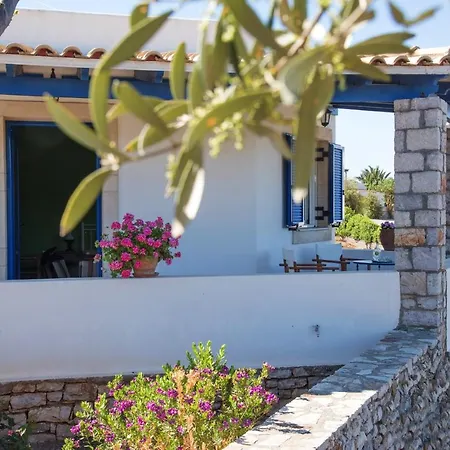 Vikentios Rooms Katsounion Exterior photo